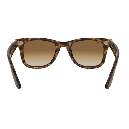 Ray-Ban Wayfarer Ease sunglasses  0RB43407105150